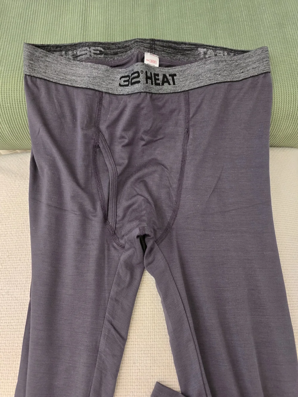 32° Heat Deep Grey Thermal Top with Grey Trim Set Of 2